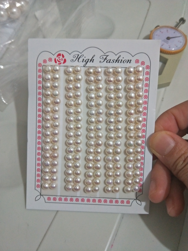 Wholesale 80 pairs card of 5mm high luster freshwater button earrings for pearls materials