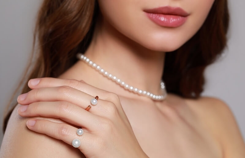 minimalist-freshwater-pearl-choker-necklace-and-ring-set