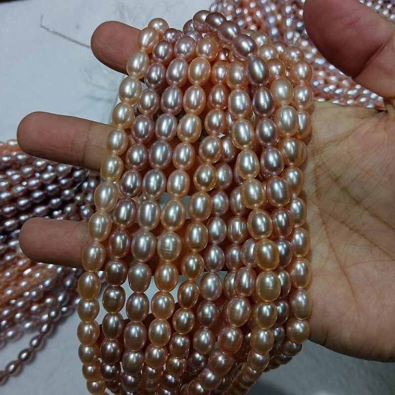 Bulk supply of baroque oval freshwater pearl necklaces strands for independent designers