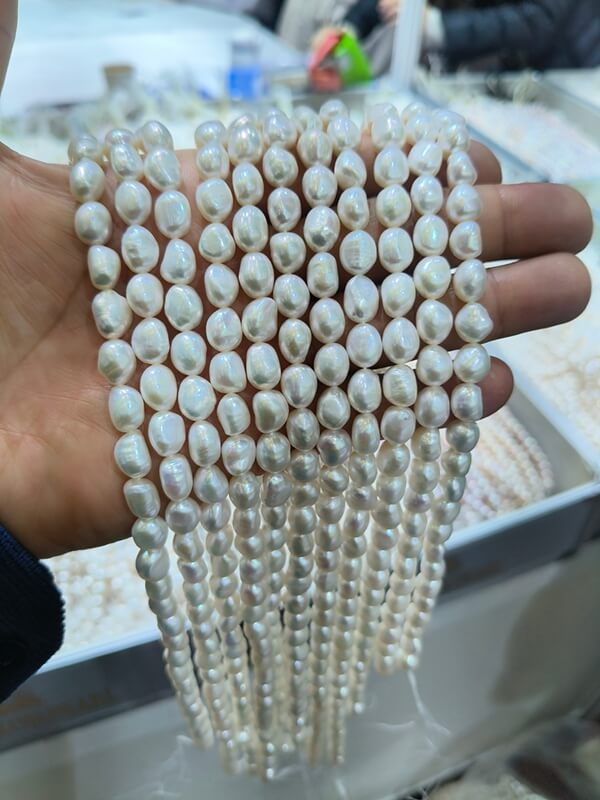 Loose nugget shape freshwater pearls on 16 inch strings for jewelry designers